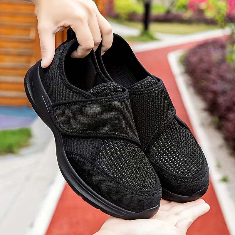 CloudStride Wide-Fit Comfort Walking Shoe